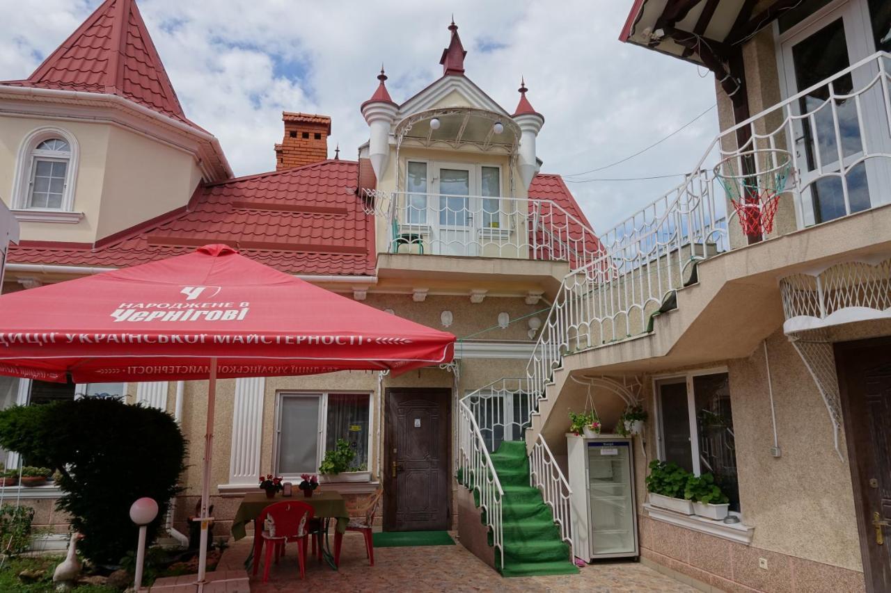 White House Apartments Odessa Ngoại thất bức ảnh