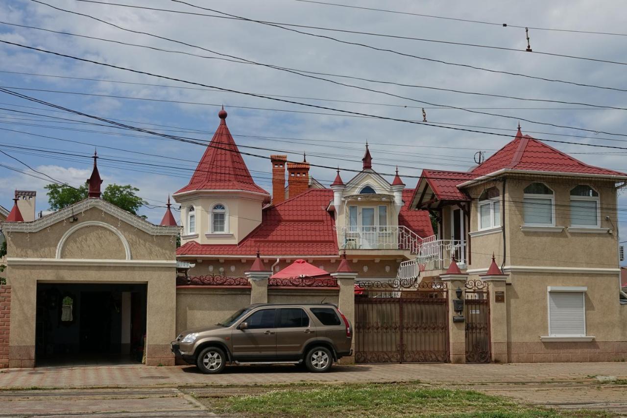 White House Apartments Odessa Ngoại thất bức ảnh