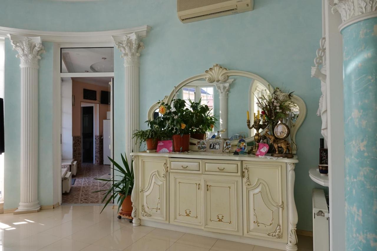 White House Apartments Odessa Ngoại thất bức ảnh