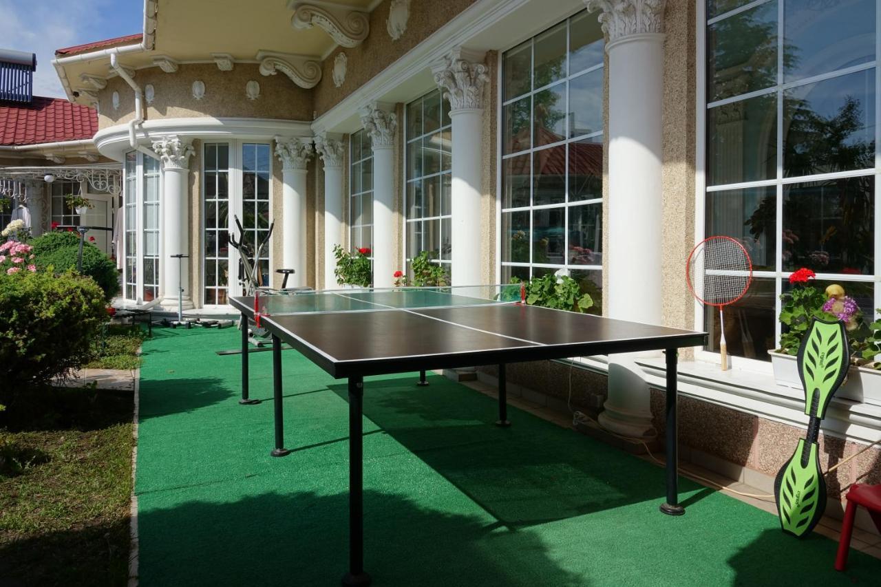 White House Apartments Odessa Ngoại thất bức ảnh