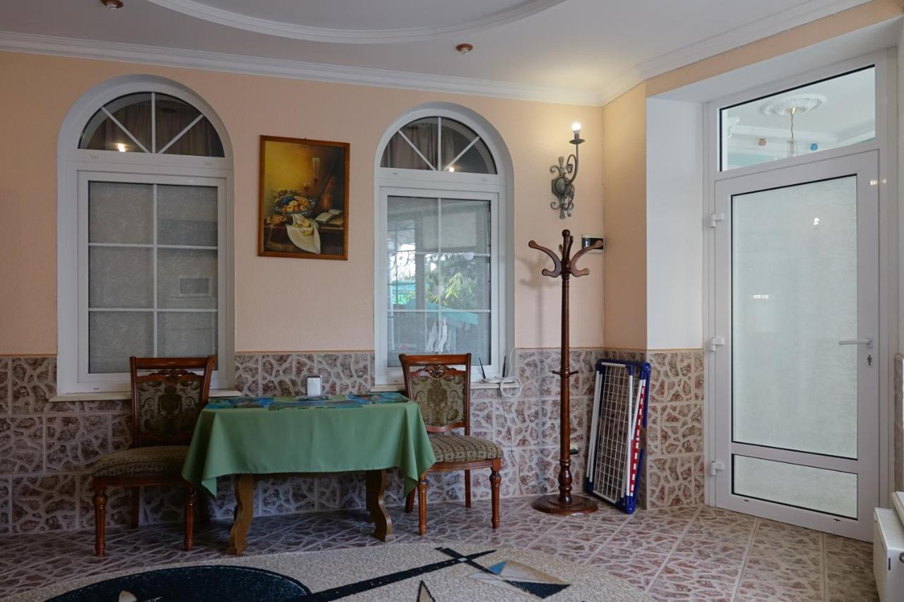 White House Apartments Odessa Ngoại thất bức ảnh