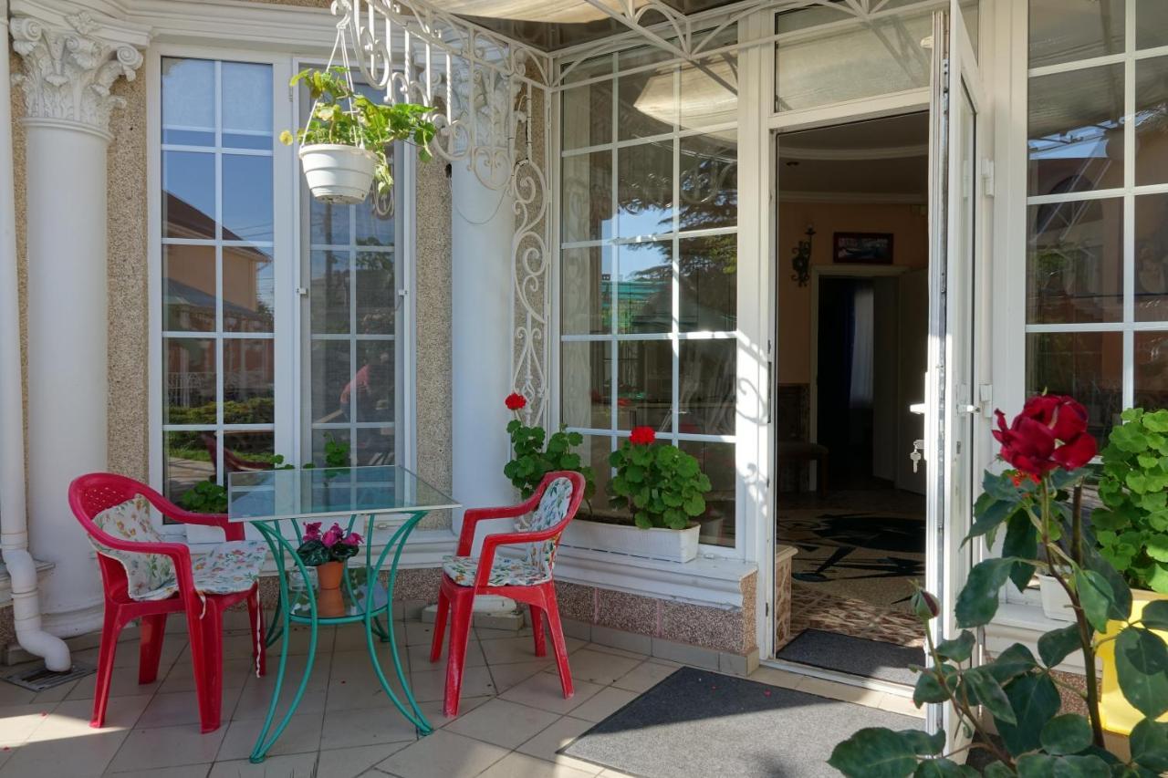 White House Apartments Odessa Ngoại thất bức ảnh
