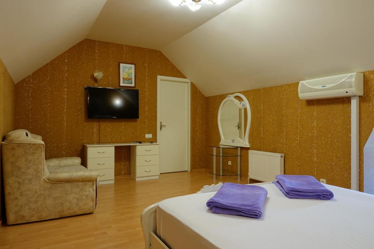 White House Apartments Odessa Ngoại thất bức ảnh