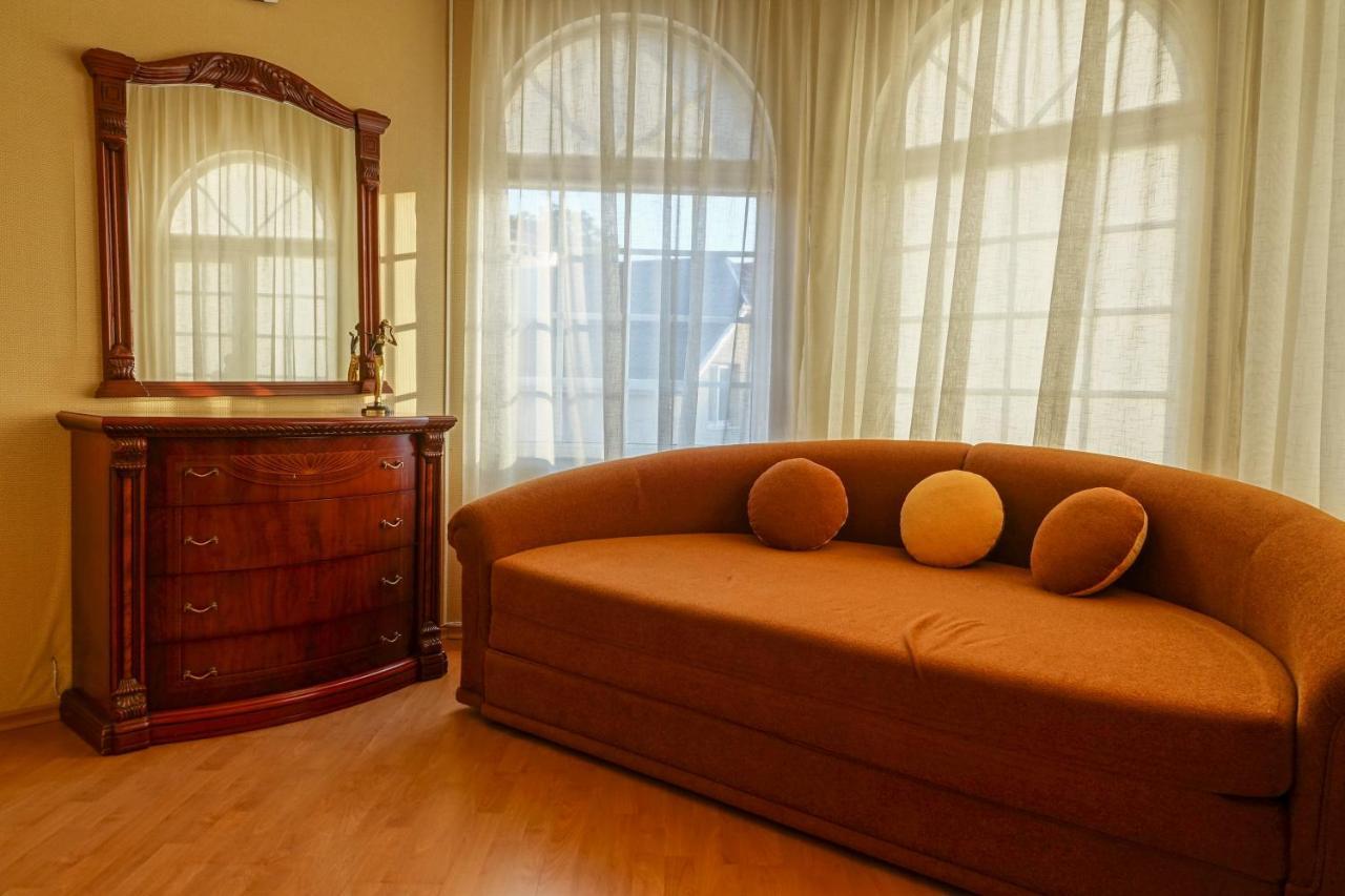 White House Apartments Odessa Ngoại thất bức ảnh