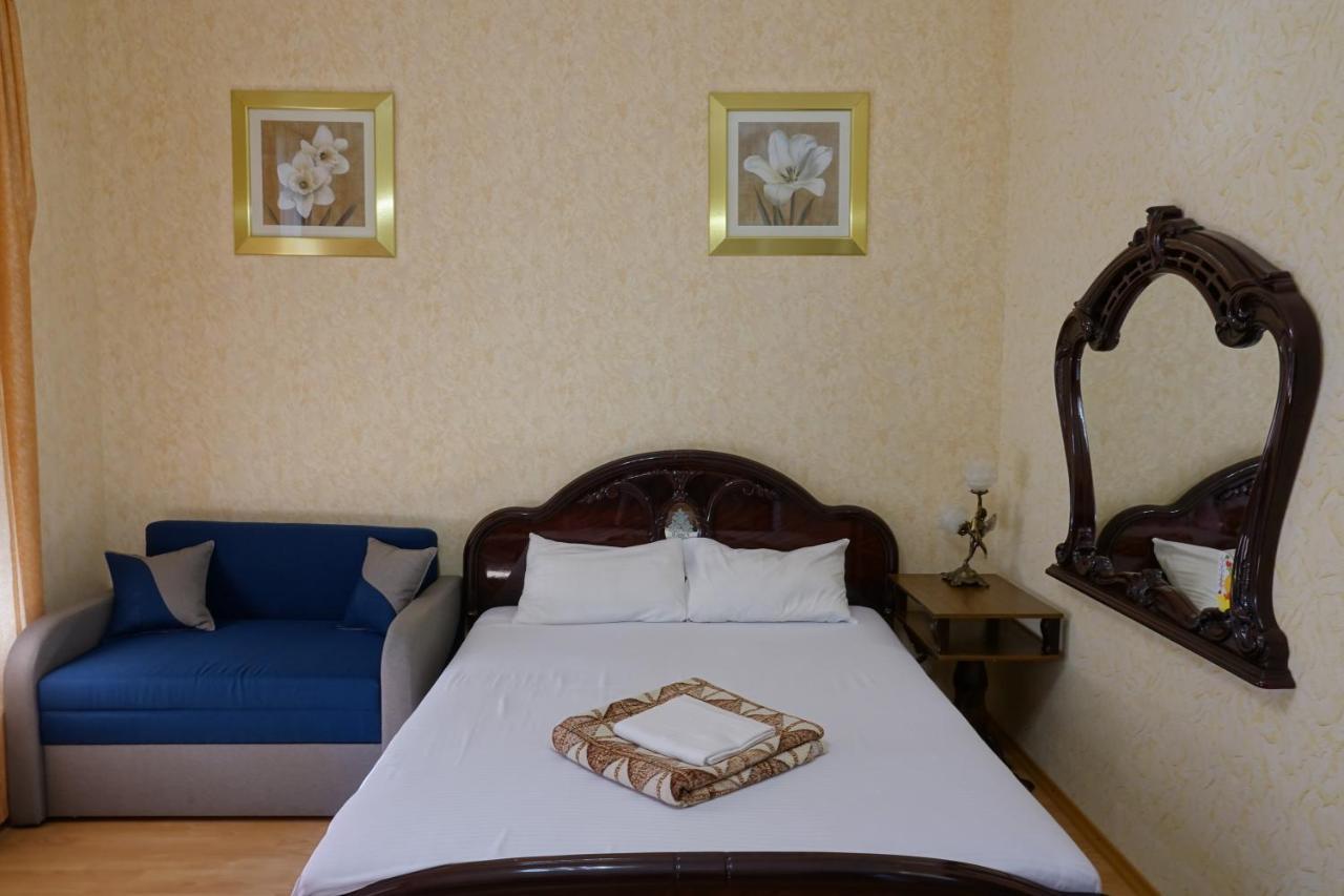 White House Apartments Odessa Ngoại thất bức ảnh