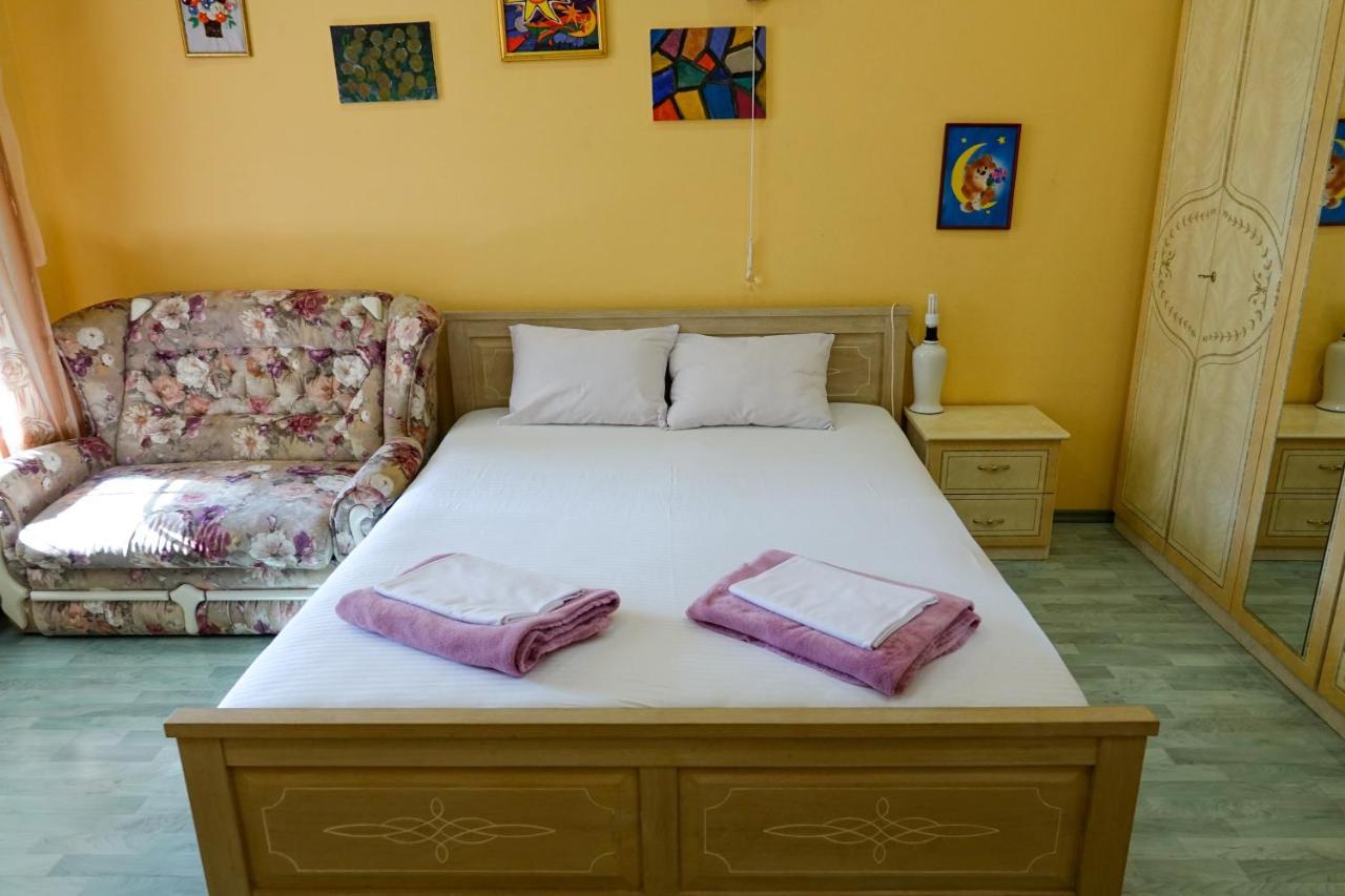 White House Apartments Odessa Ngoại thất bức ảnh