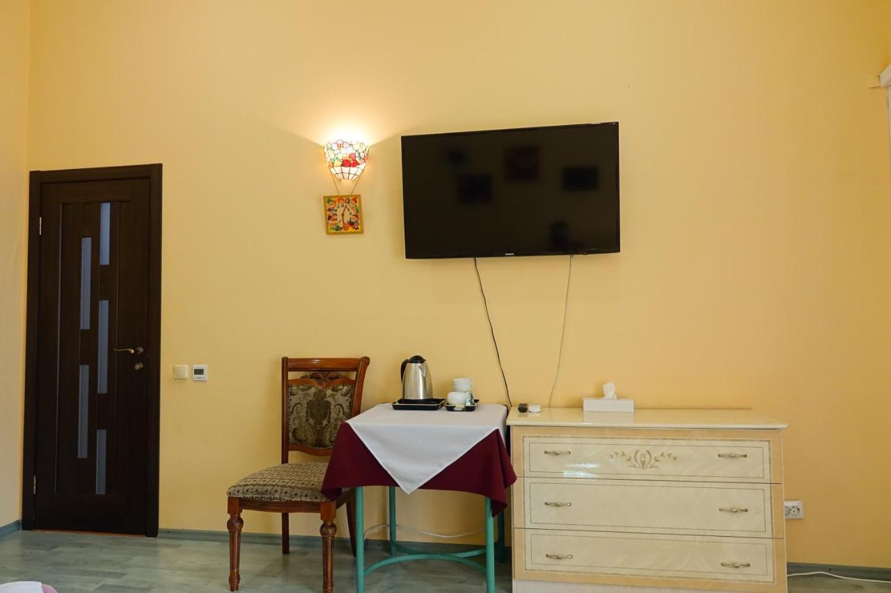 White House Apartments Odessa Ngoại thất bức ảnh